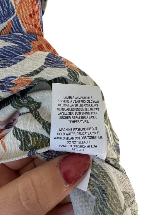 🌸 Reitmans Floral Blouse – Size XL – Lightweight & Airy V-Neck Top - Picture 6 of 9